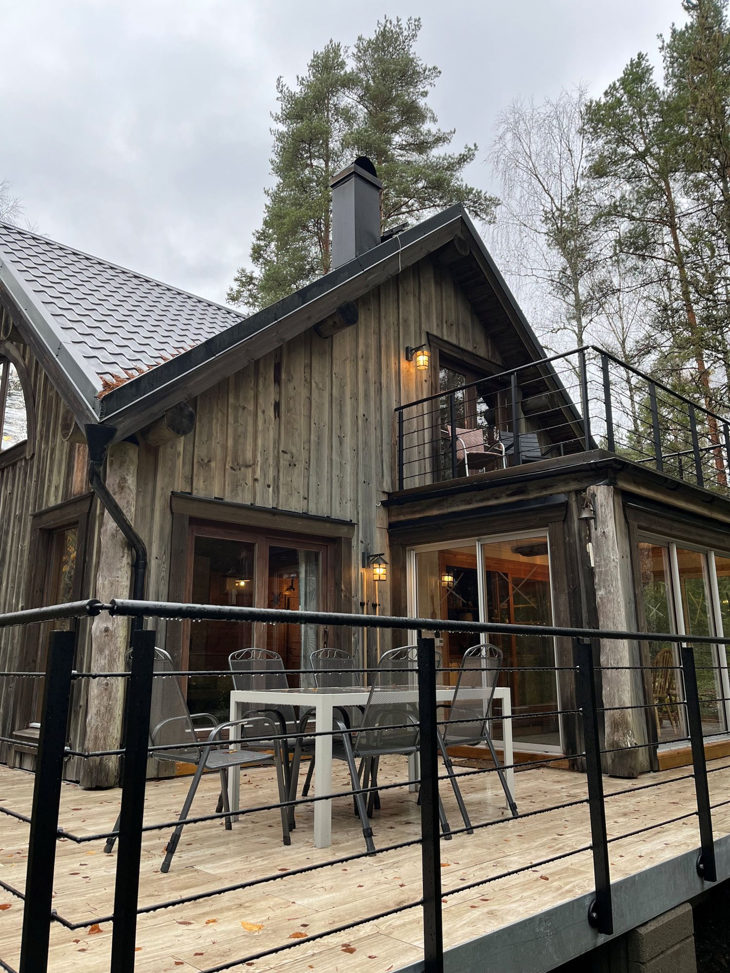 Semesterhus i avskilt läge med motorbåt badtunna – bild 12 av 19