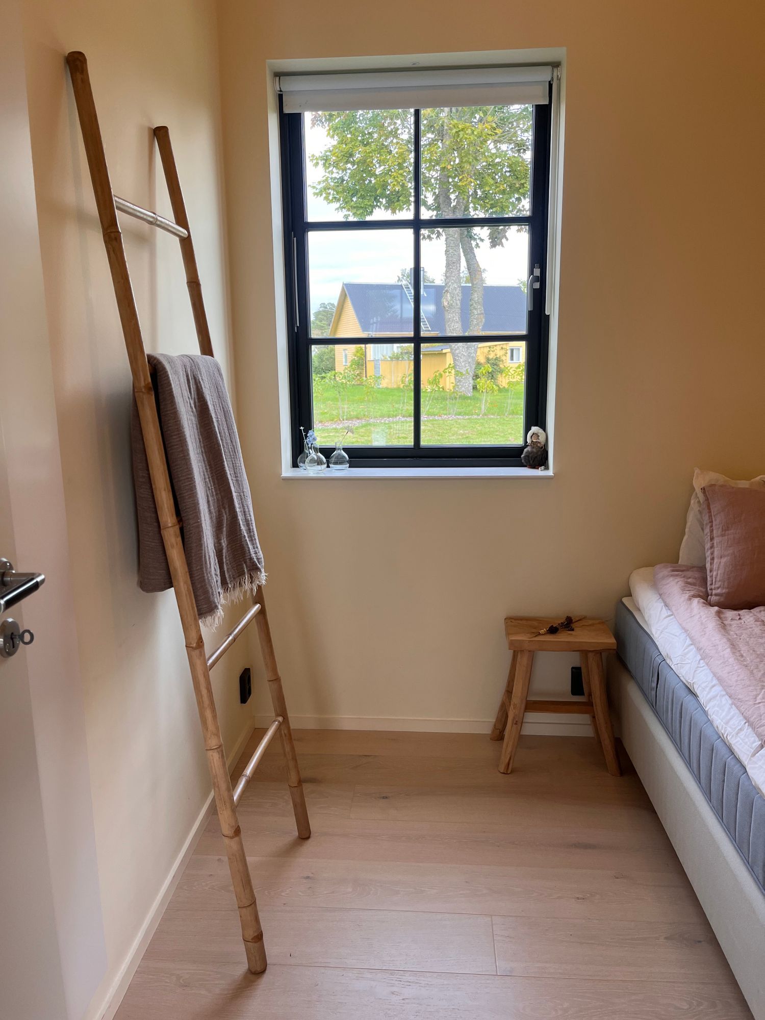 Modernt sommarhus i hjärtat av Ljugarn, Gotland – bild 7 av 11