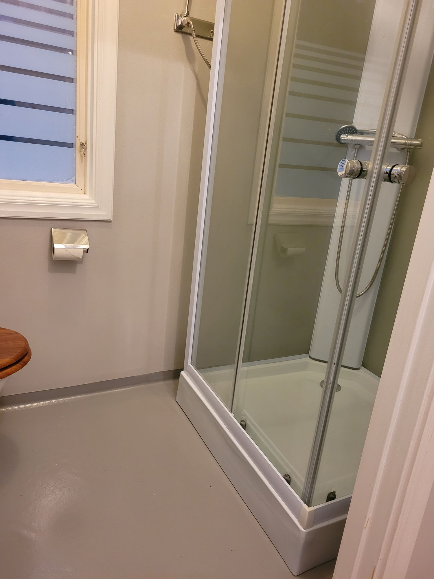 Underbart hus med egen brygga och kanoter! – bild 12 av 17