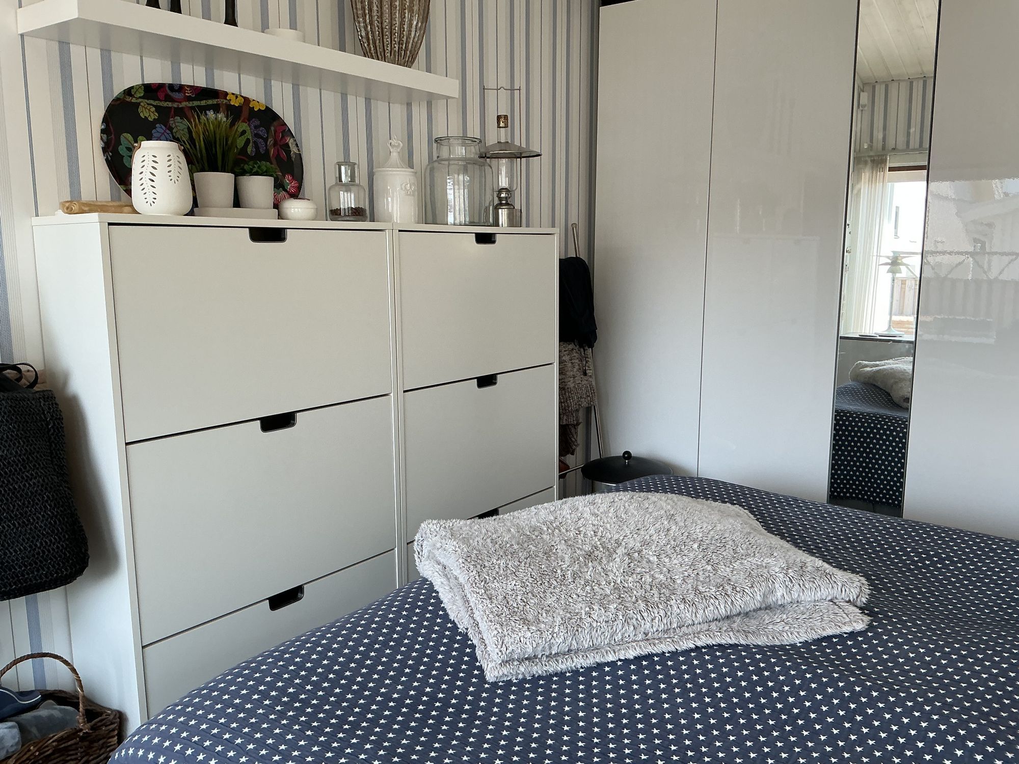 Superhärlig stuga med med bästa läge i Apelviken – bild 13 av 13