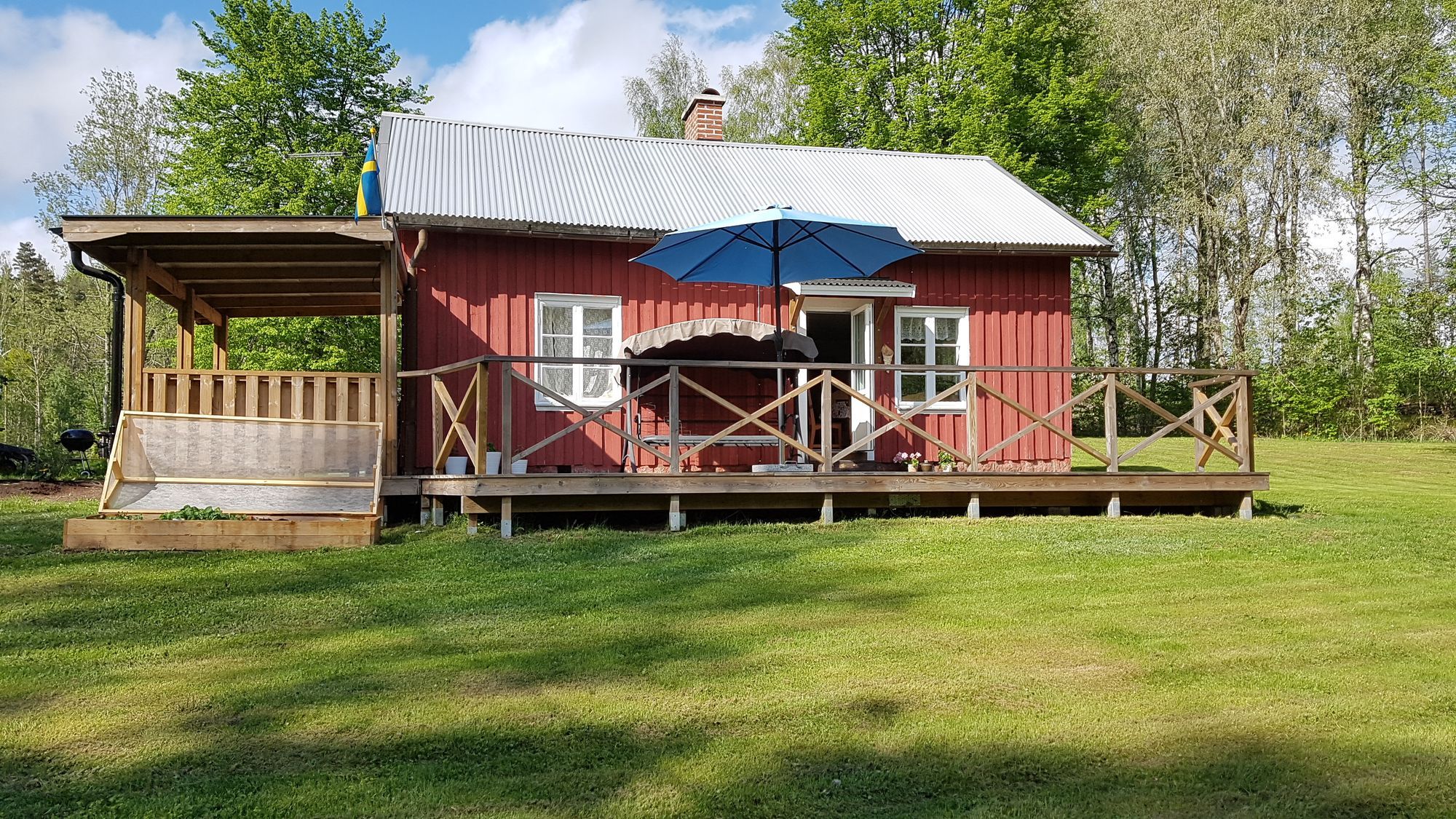 En mysig stuga mitt i ett naturreservat i Dalsland – bild 4 av 24
