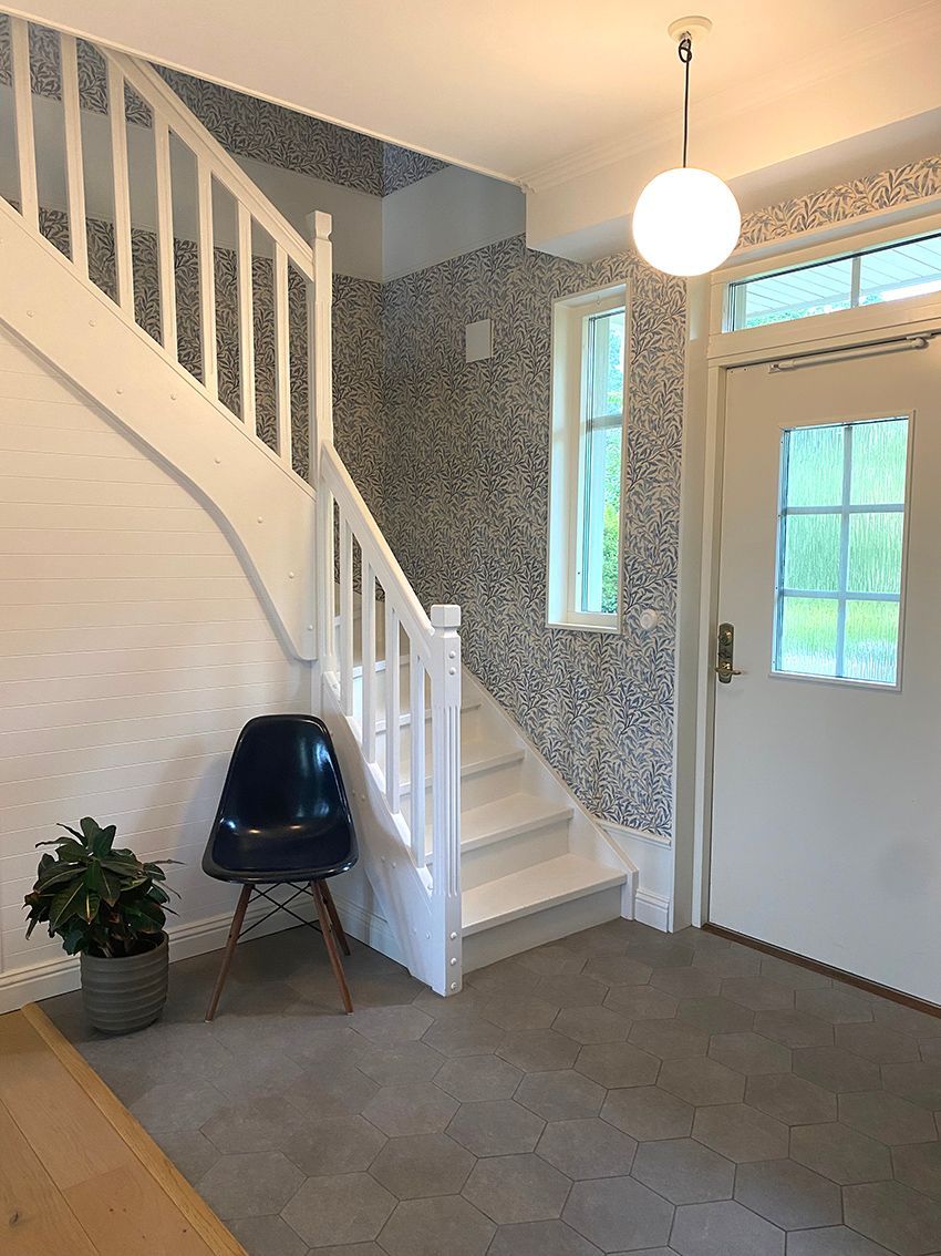 Fantastisk villa med sjöutsikt 200 m från havet – bild 16 av 24