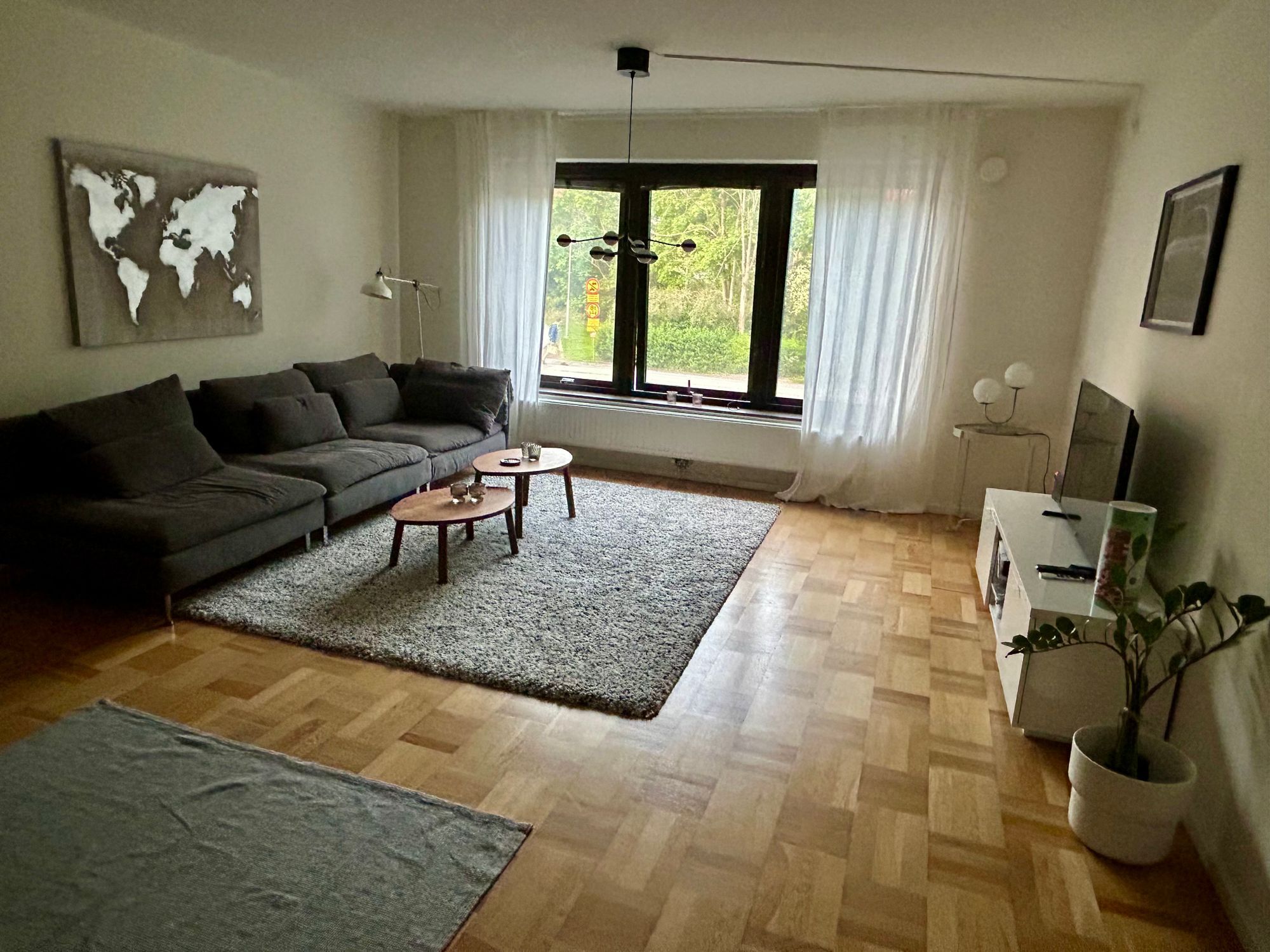 Stor och ljus 3:a på 107 kvm i Lunden, Göteborg