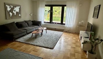 Stor och ljus 3:a på 107 kvm i Lunden, Göteborg