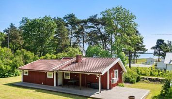 Charmig stuga i historiska Kristianopel-nära havet