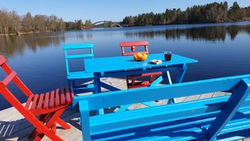 Bathing pleasure and your own jetty! Perfect for 2