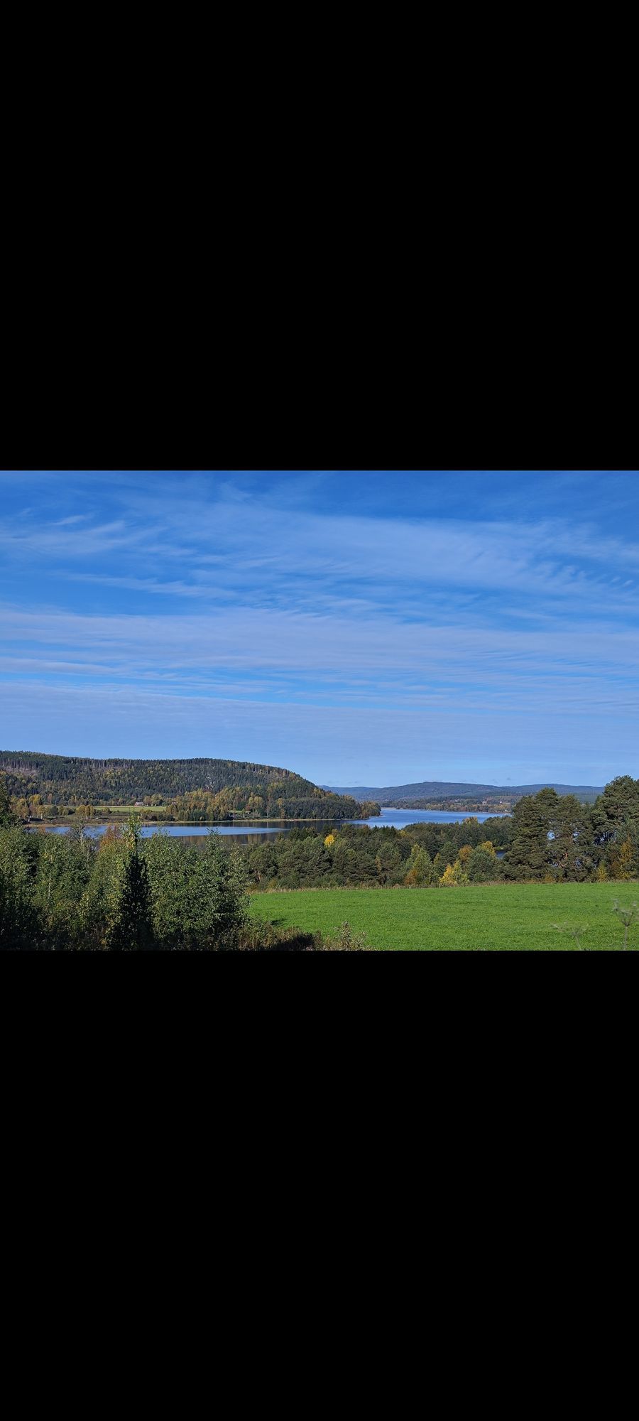 1800-tals hus med utsikt över Ångermanälven