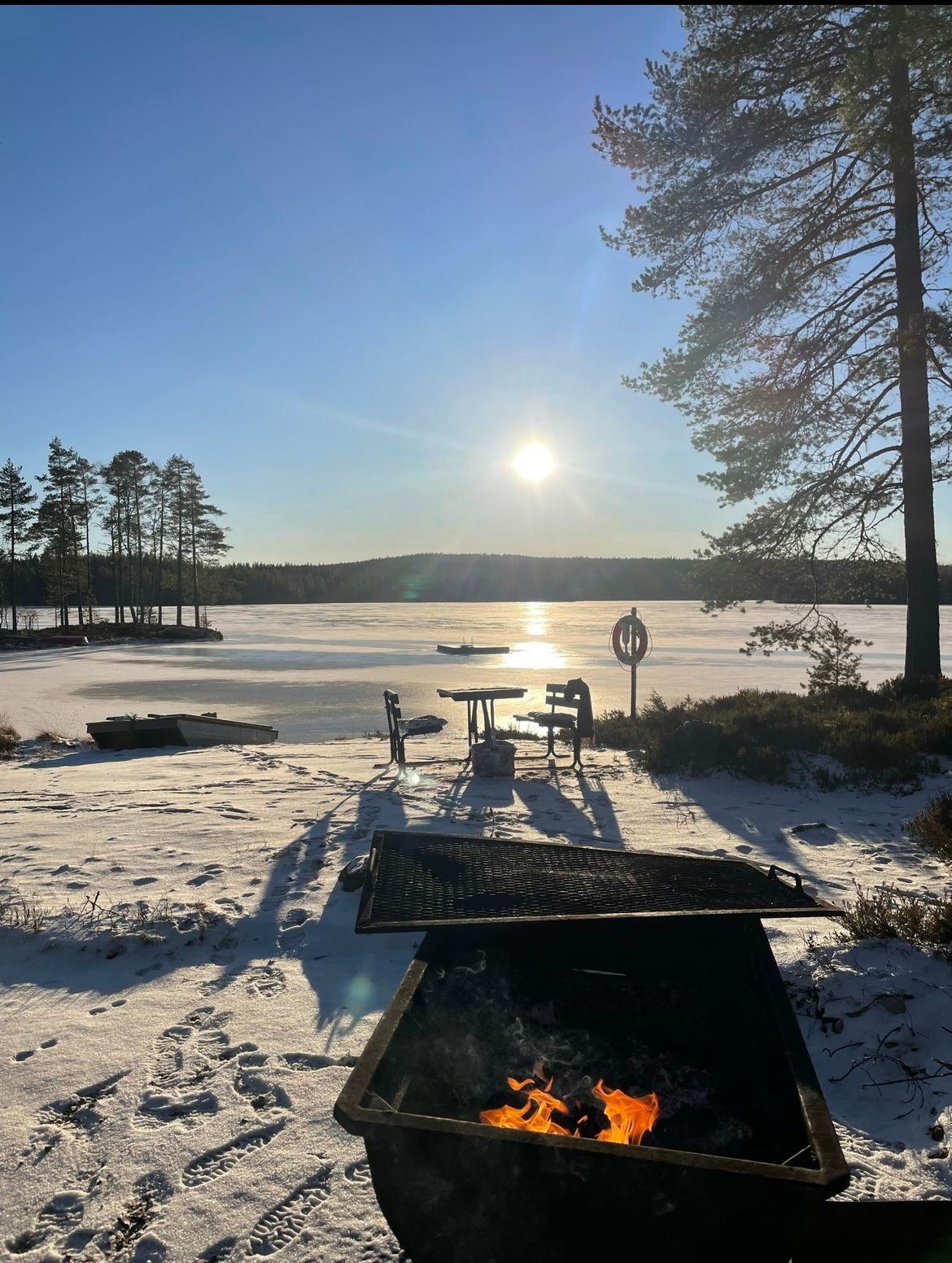 Mysig stuga i skogen nära fiske och natur! – bild 10 av 14