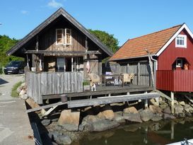 Stuga  5 m från havet
