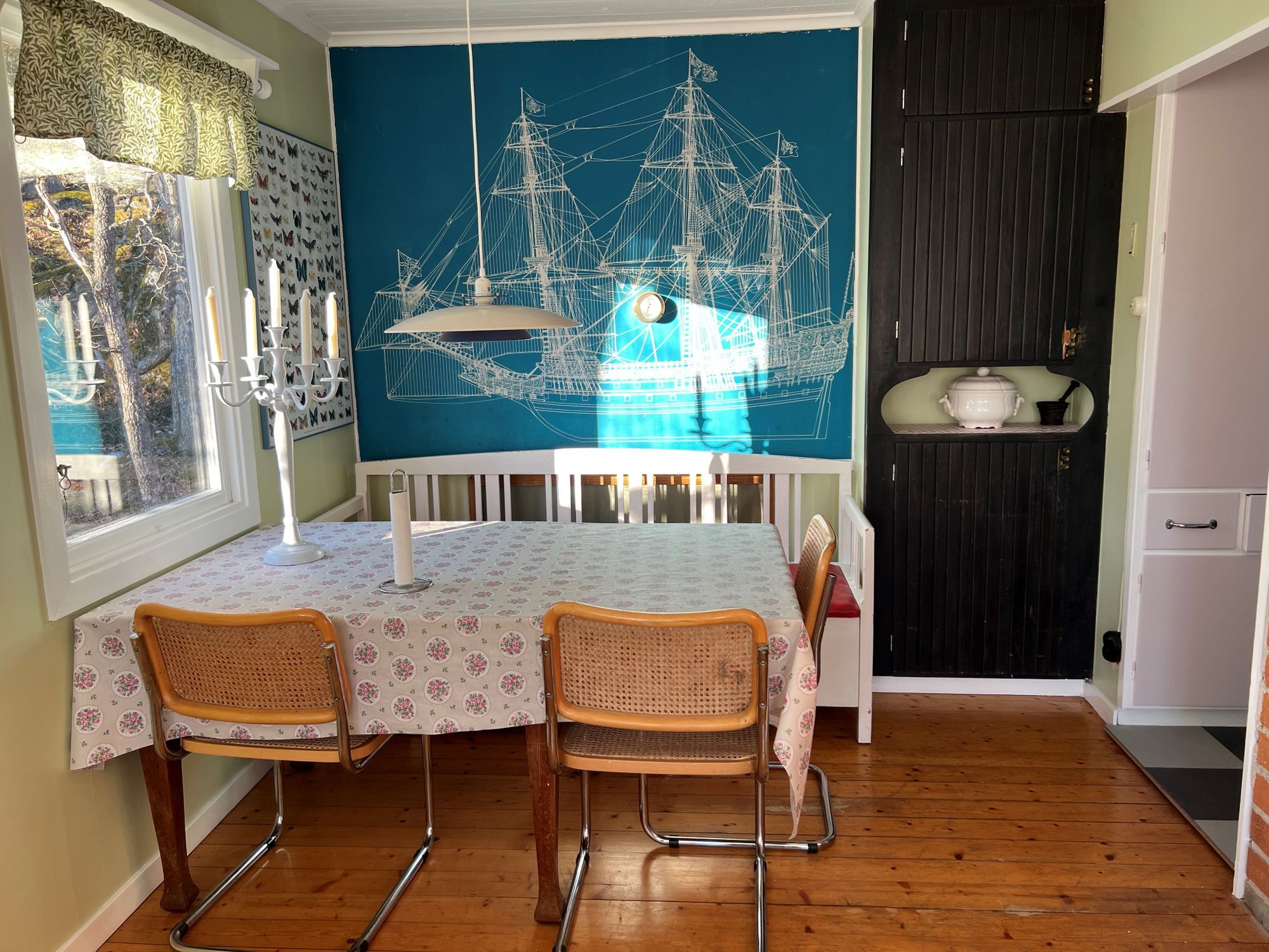 Charmig stuga nära havet – bild 9 av 14