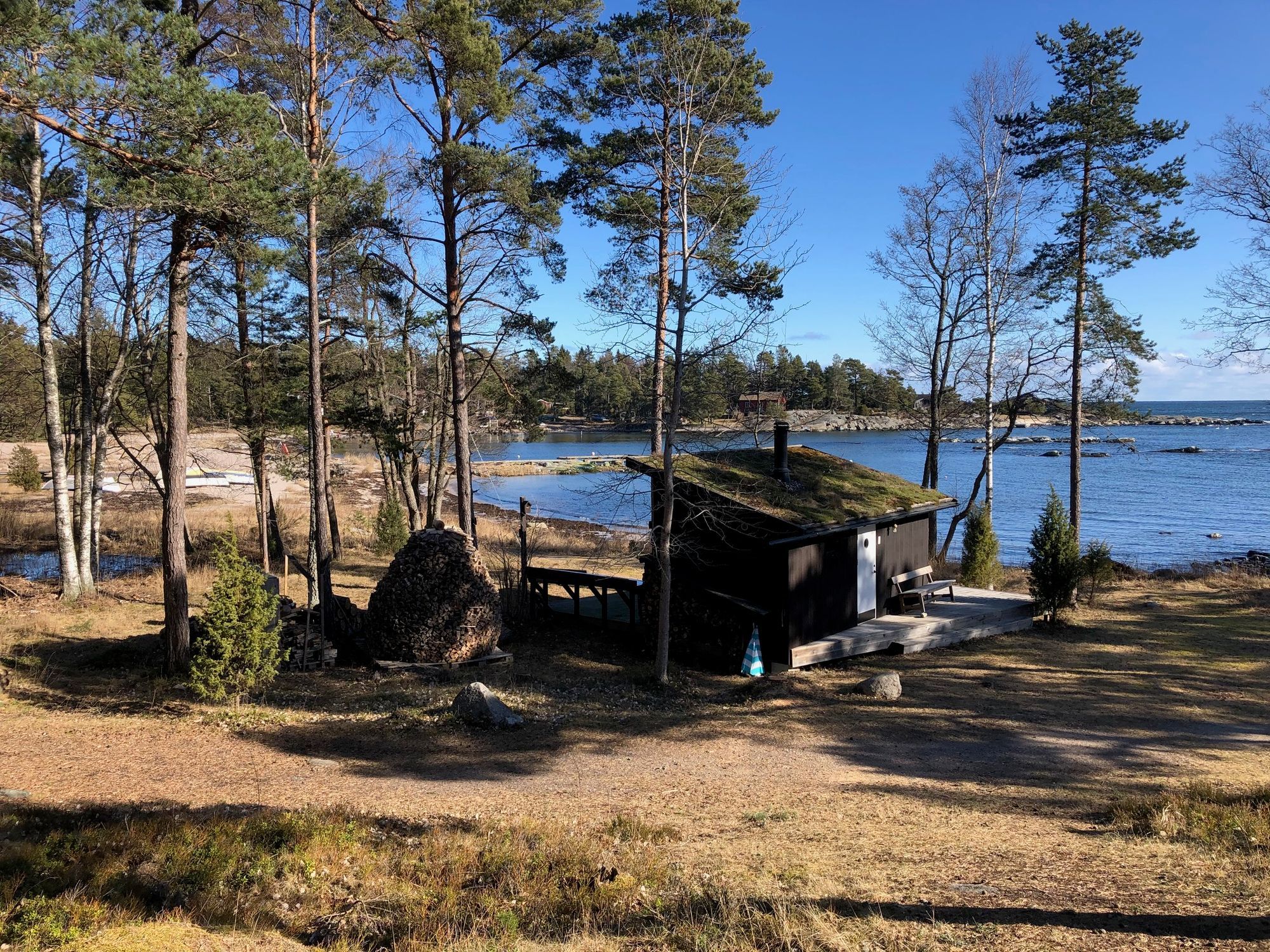 Nyrenoverat fritidshus på Väddö – bild 14 av 16