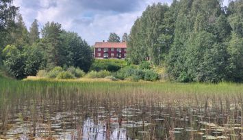 Rymlig och lugn lägenhet för en paus i naturen