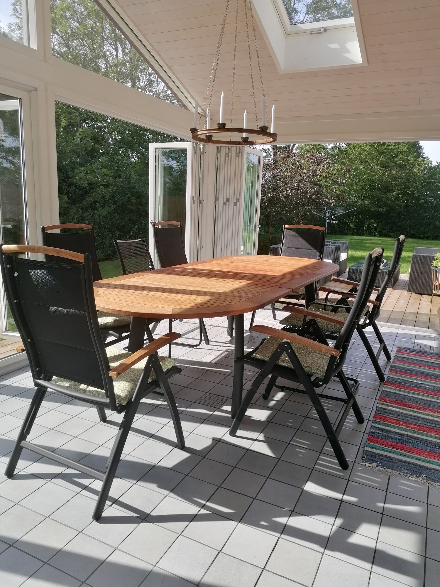 Hus i Östra Visby med trädgård – bild 14 av 16