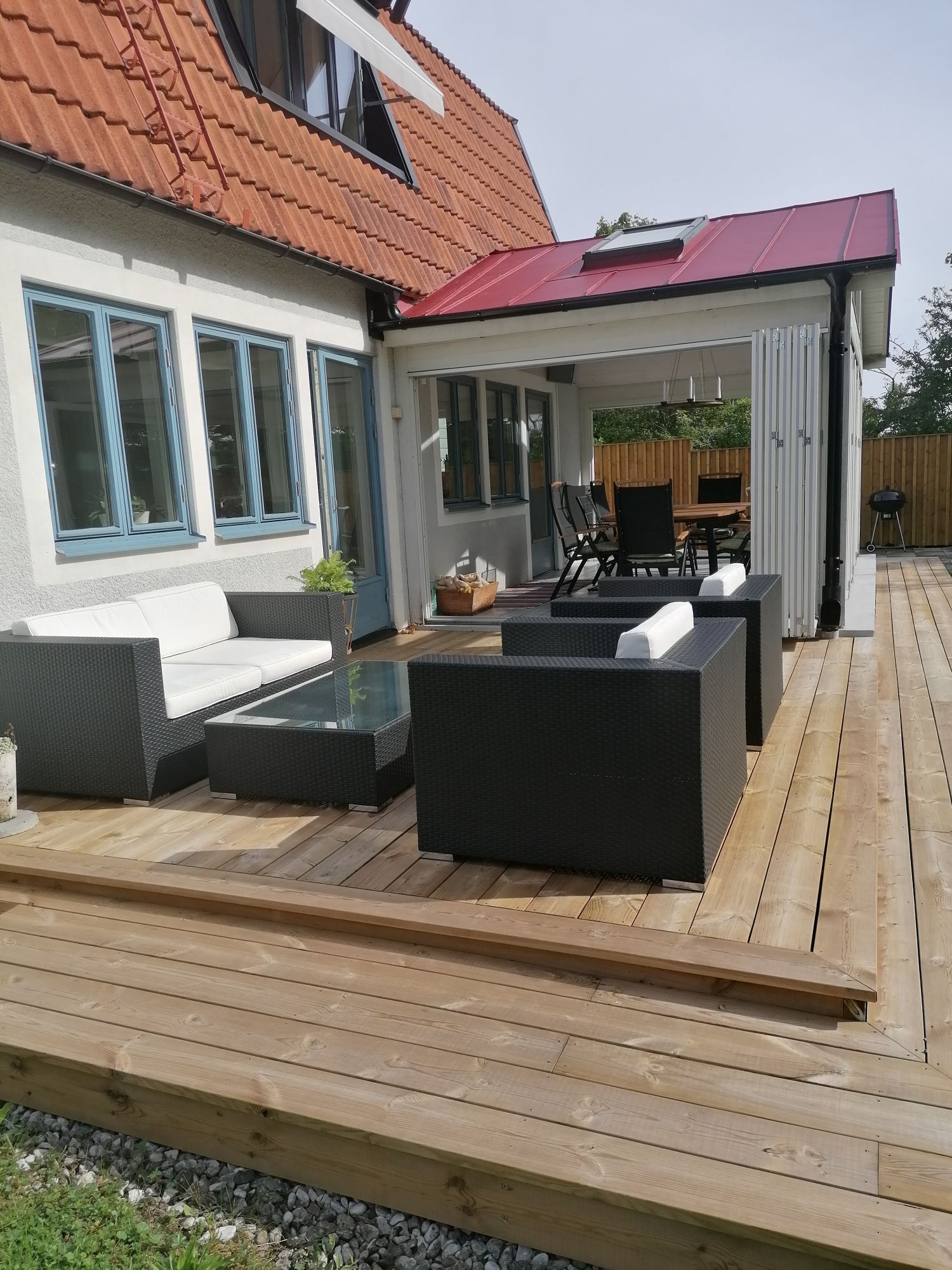 Hus i Östra Visby med trädgård – bild 15 av 16