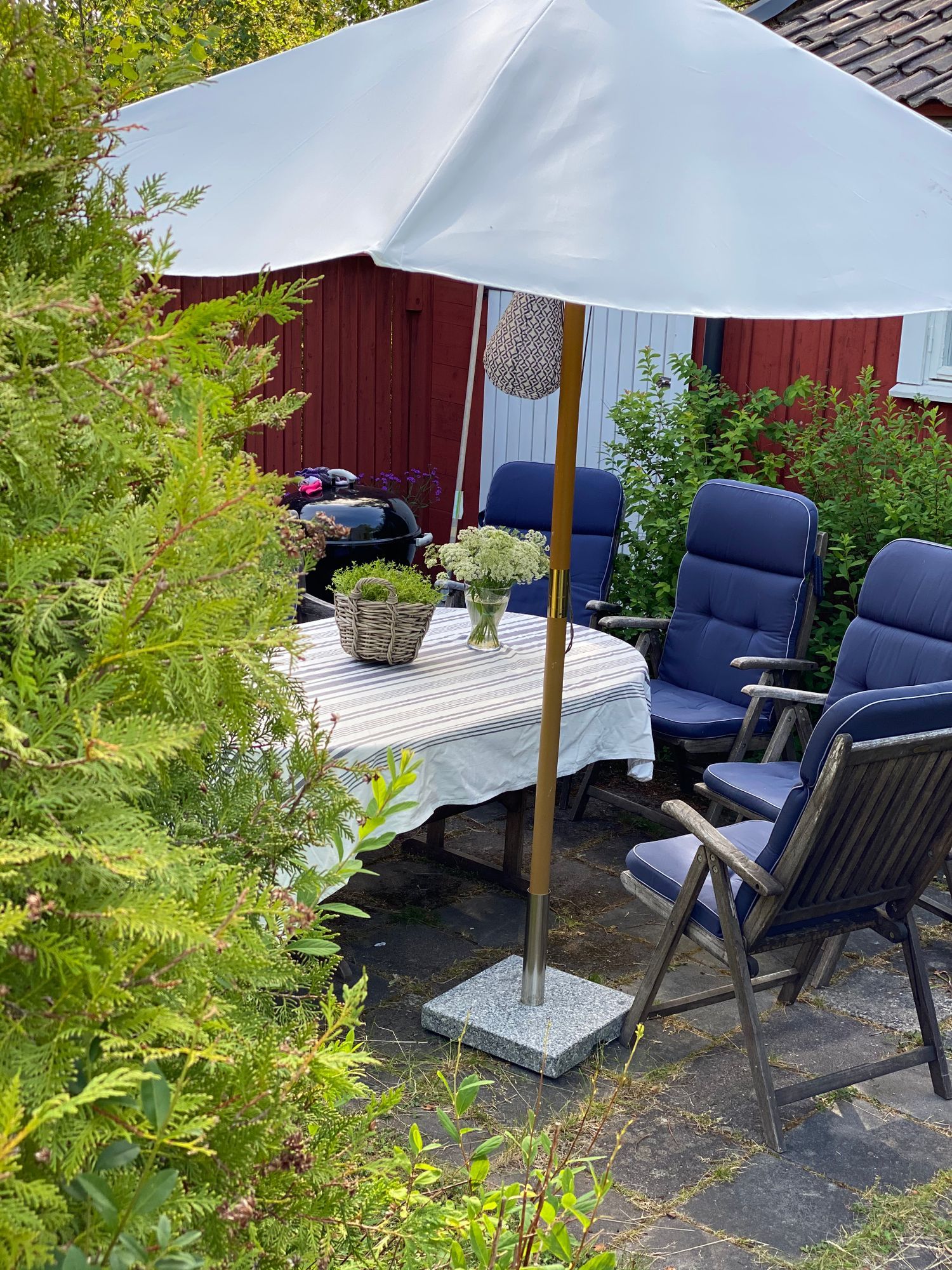 Sommarstuga nära badbrygga Vaxholm Rindö Stockholm – bild 10 av 24
