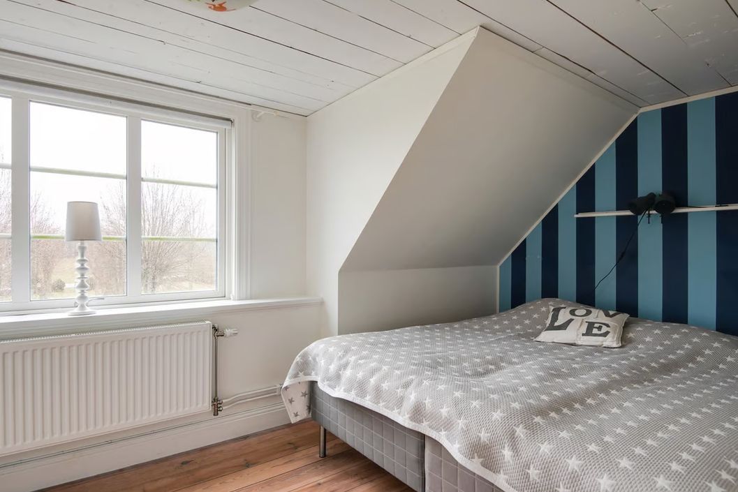 Kalkstenshus med pool, nära havet på Södra Gotland – bild 17 av 24