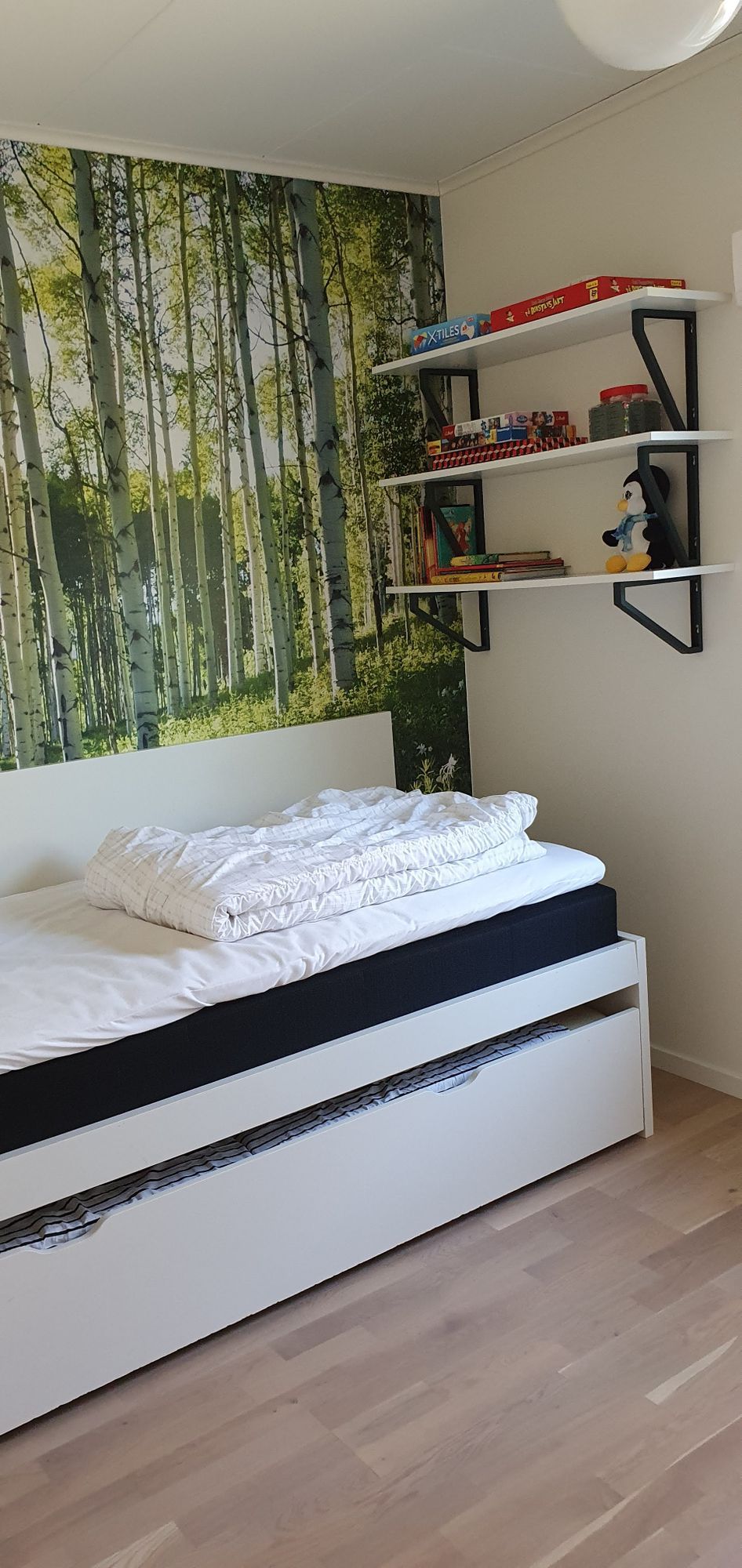 Modernt havsnära hus med hög standard och badtunna – bild 13 av 24