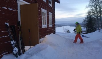 Timmerhus vid Sadelexpressen i Åre.