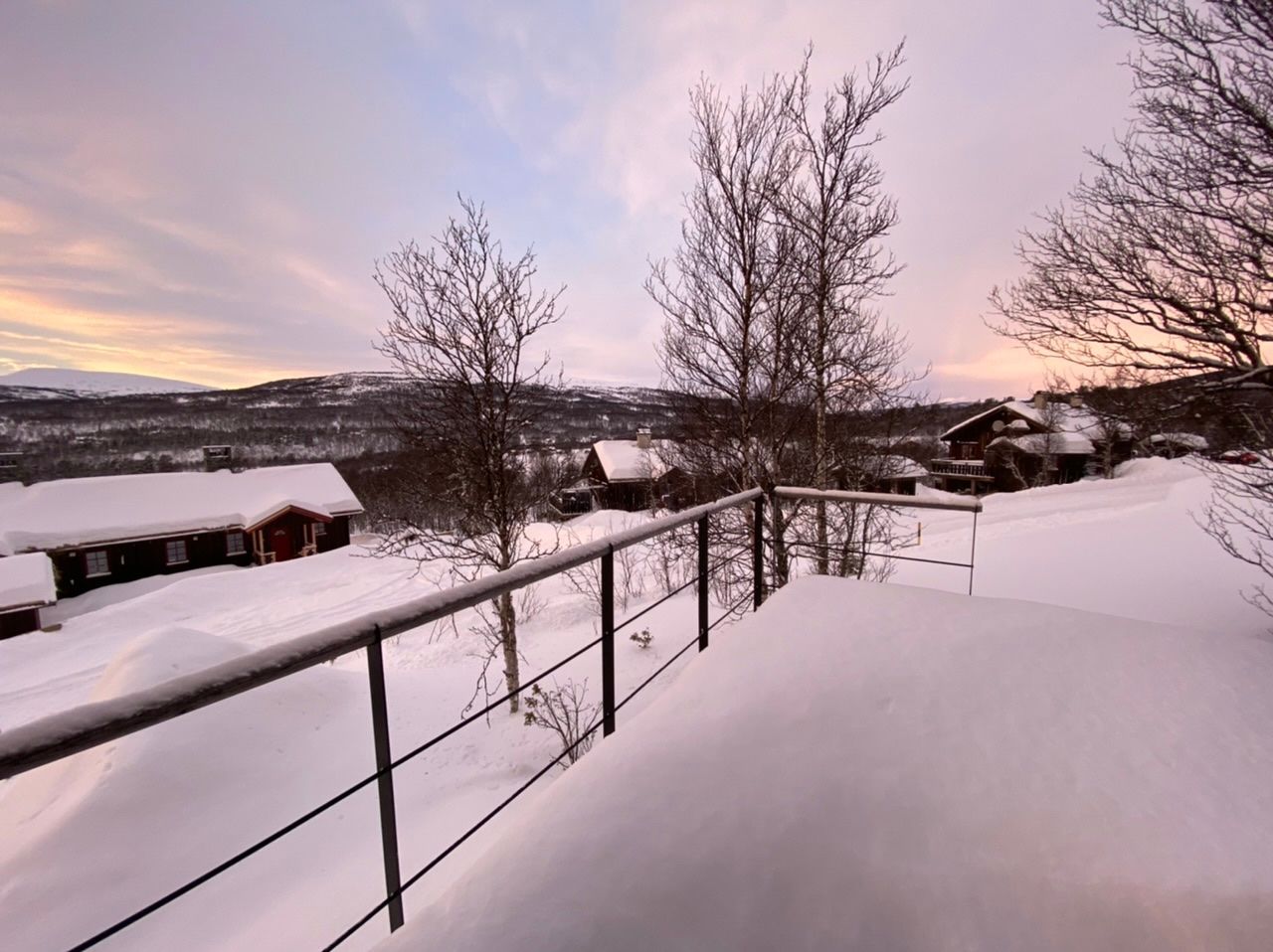 Sol & fjällutsikt i Bruksvallarna – bild 21 av 24