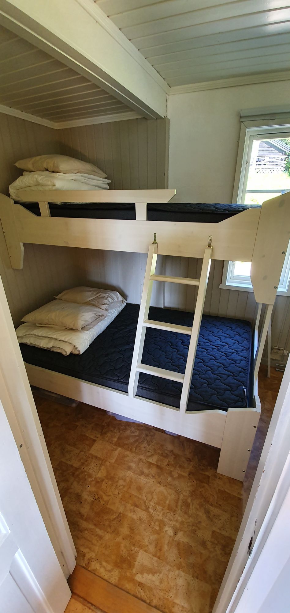 Mysig stuga i Duveds semesterby – bild 5 av 6