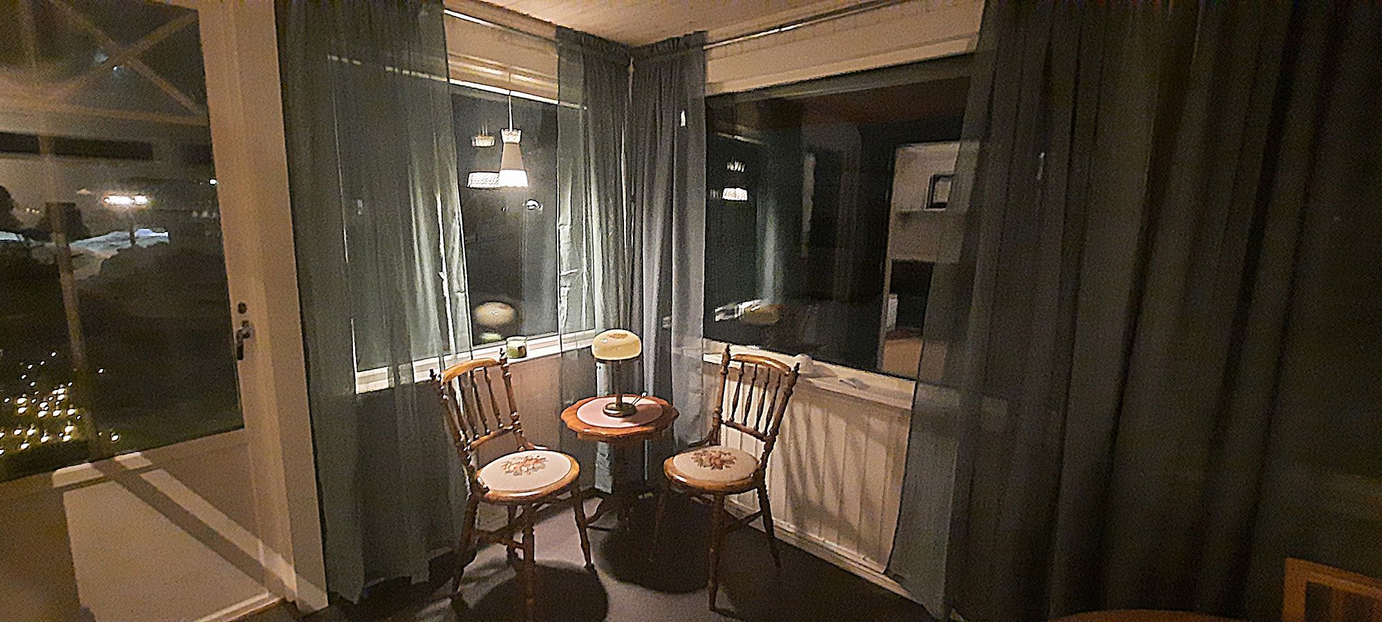 Mysigt fräscht hus i Mora med fint läge vid vatten – bild 9 av 16