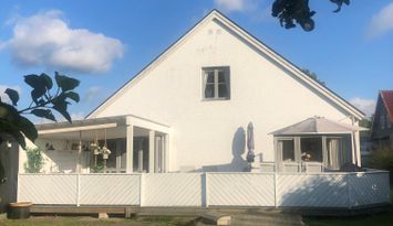 Villa med 5 sovrum i vibble, vid Kneippbyn