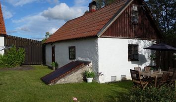 Stuga på gammal 1700-tals gård