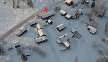Bo på mysig helrenoverad dalagård mitt i byn !