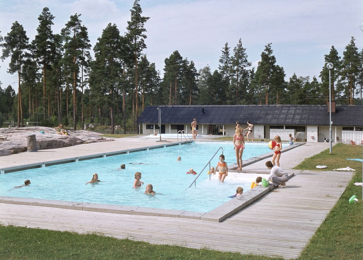 Fritidshus i Valdemarsvik med pool & havsbad – bild 14 av 19