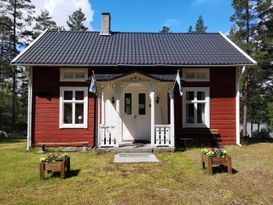 Klubbstuga vid Sjön Skruven i Mariannelund