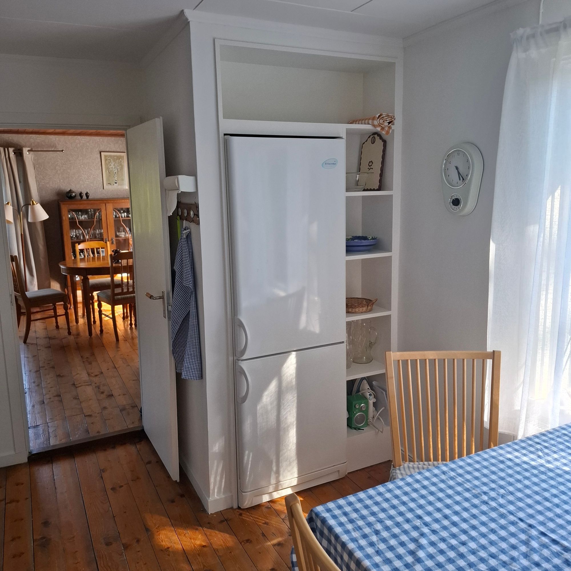 Falkenberg-Ringsegård-Skrea-800 m till stranden. – bild 13 av 24