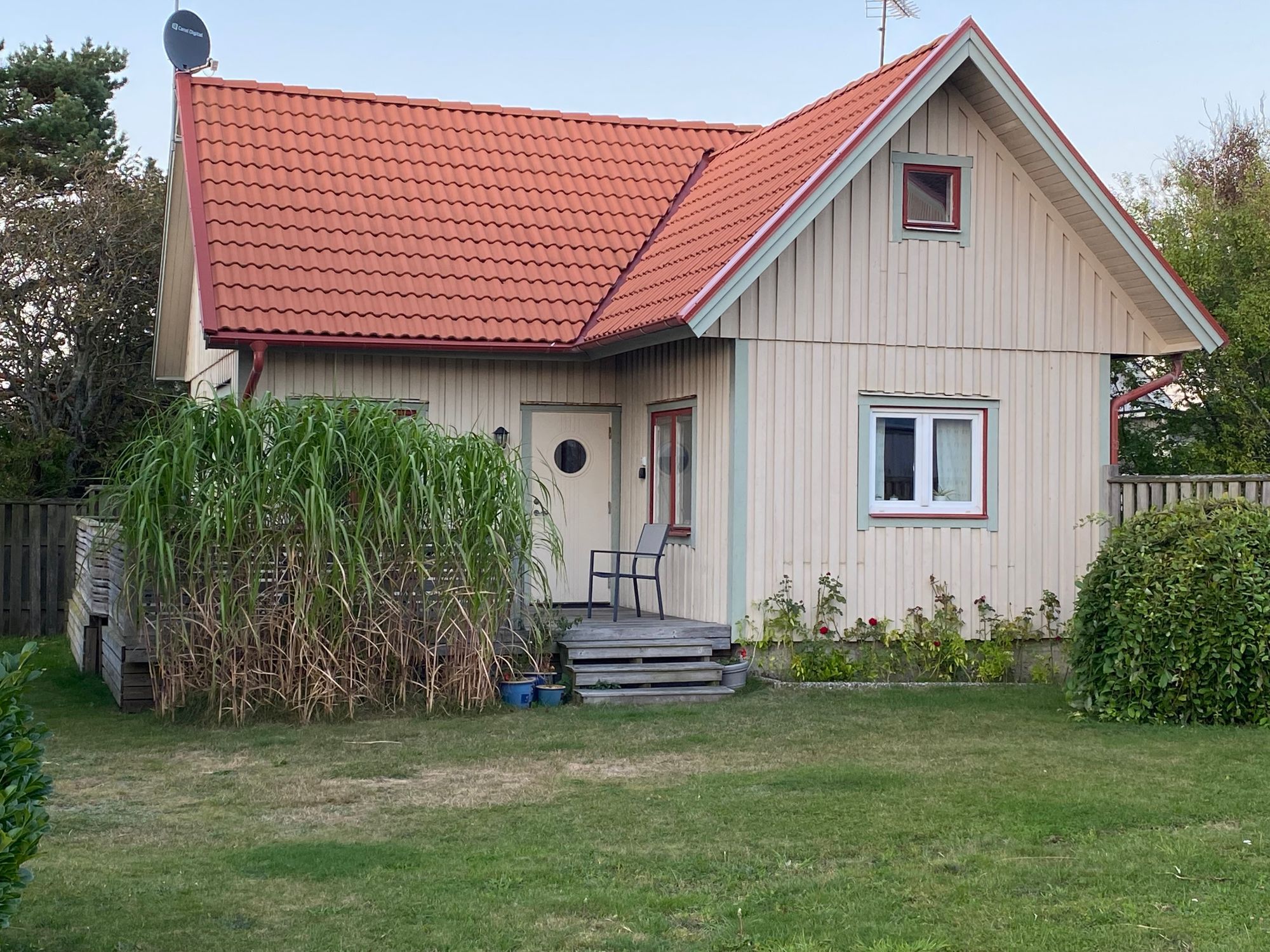 Strandnära stuga i Skummeslövsstrand – bild 3 av 24