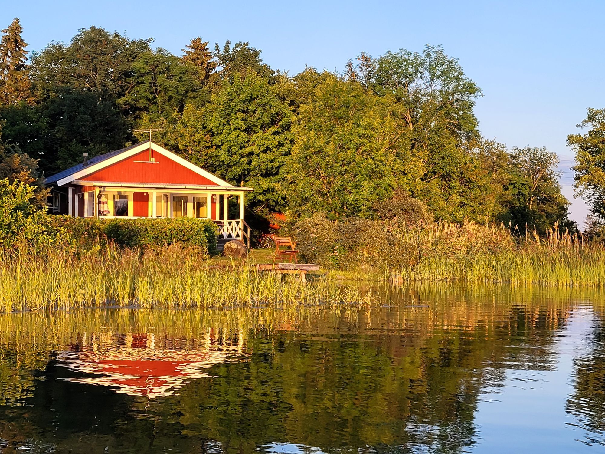 Stuga vid havet Hållnäs Kilskär Norra Uppland – bild 10 av 11