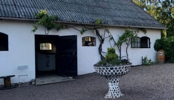 Supercharmigt hus på hästgård i Kullabyggden