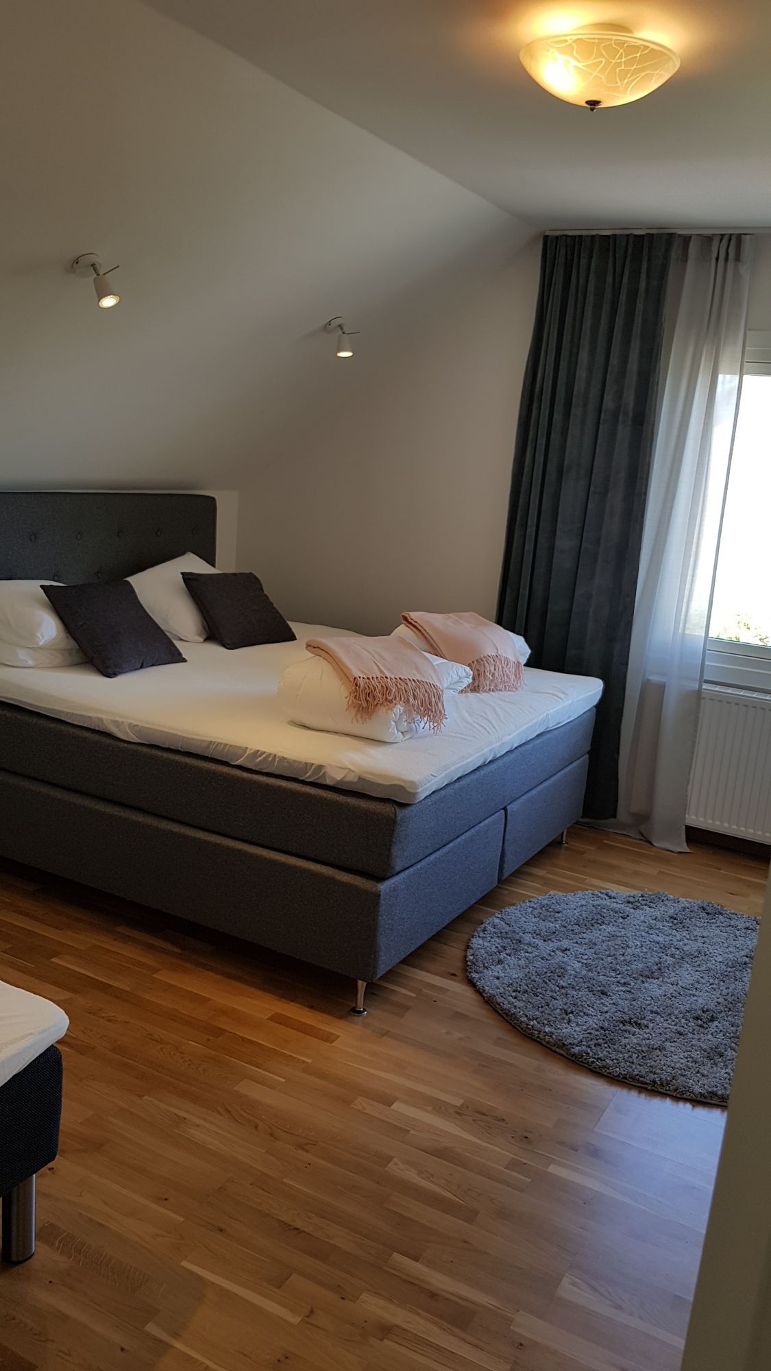 Stor, fin, modernt renoverad villa centralt Visby – bild 14 av 21