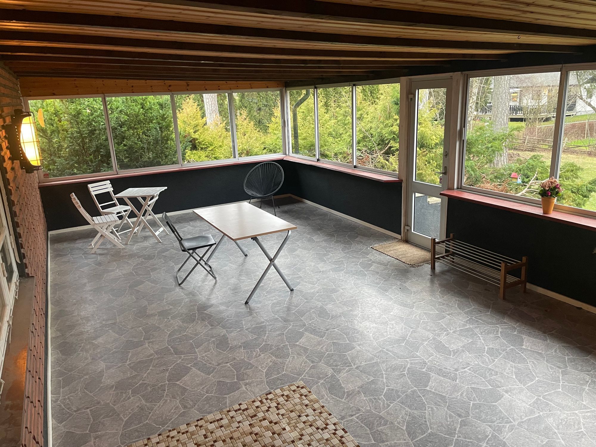 Charmigt, mysigt och strandnära hus i Åhus – bild 10 av 12