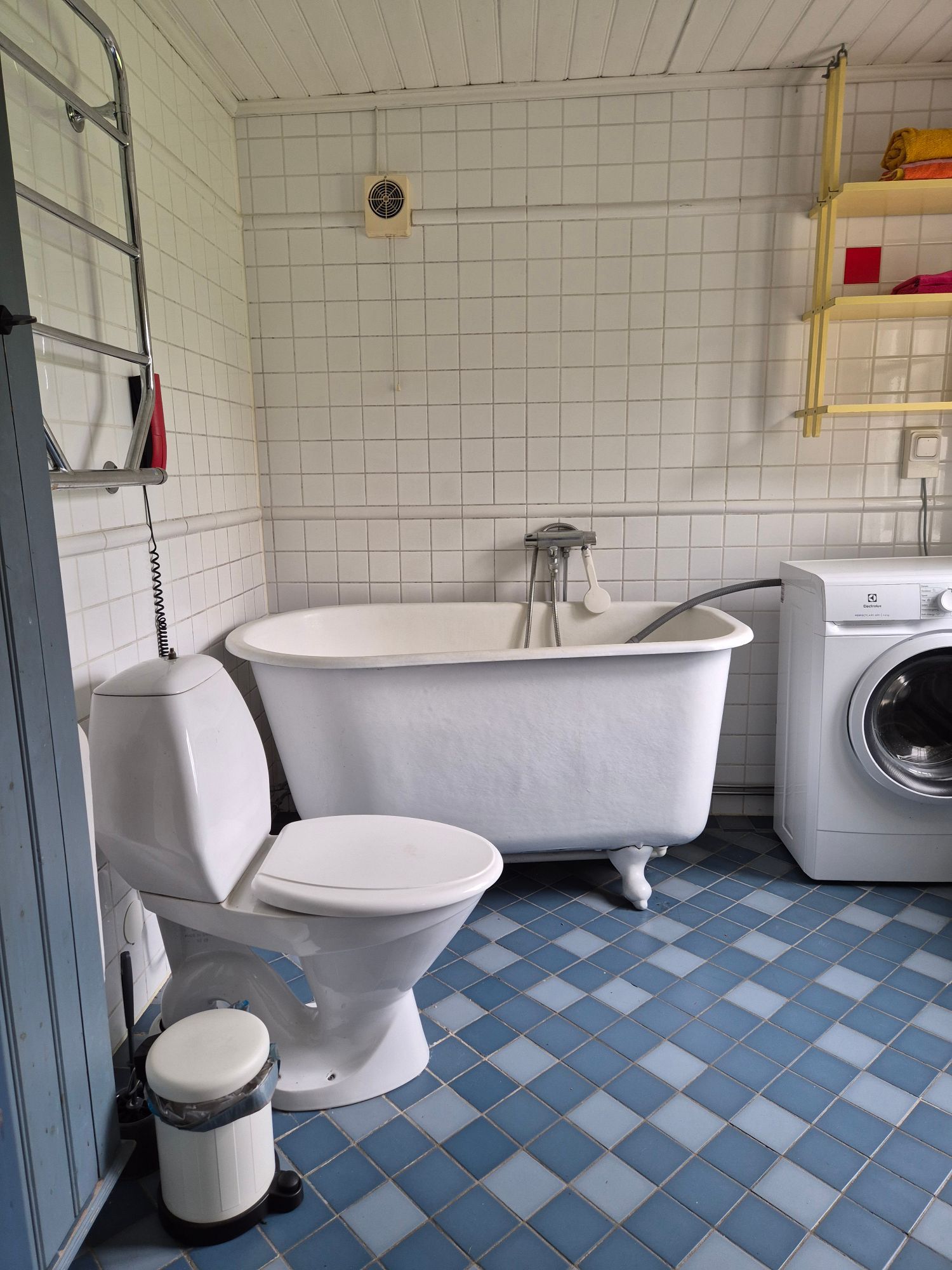 Charmiga Änglagård i Vänga – bild 22 av 24