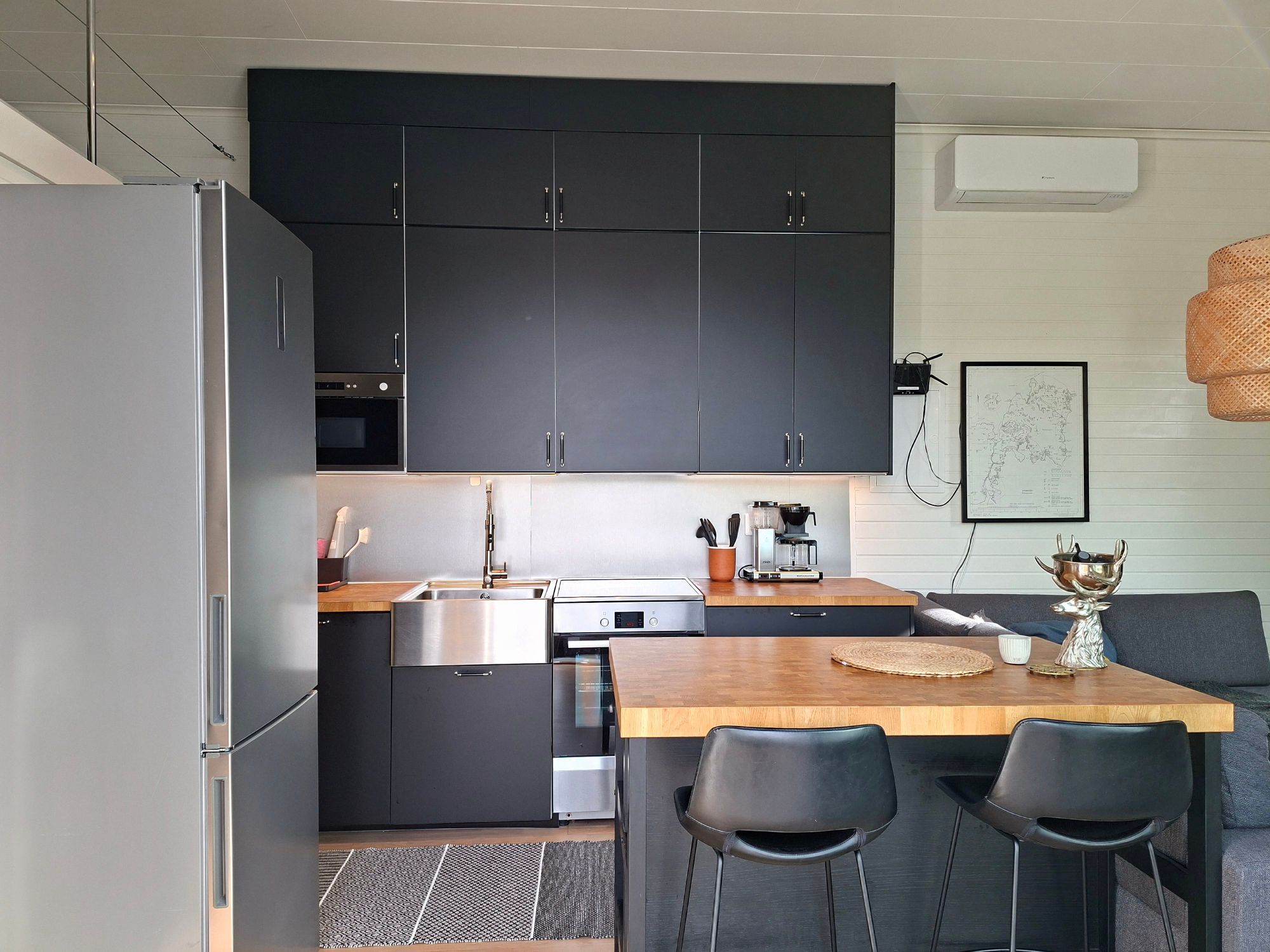 Sjöhuset - båtar, strand, bastu, brygga och grill! – bild 10 av 24