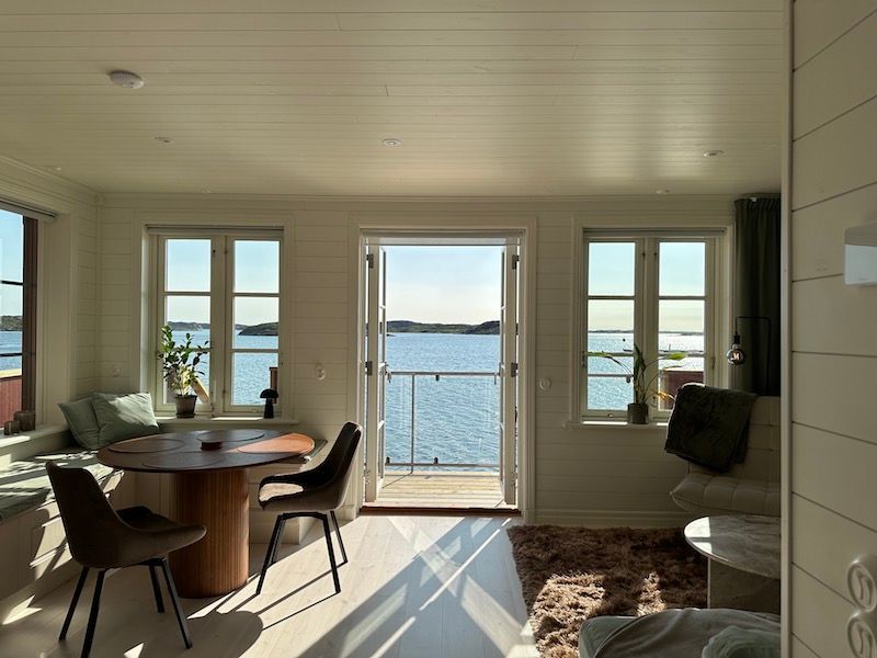 Bo vid havet med egen brygga – bild 10 av 20