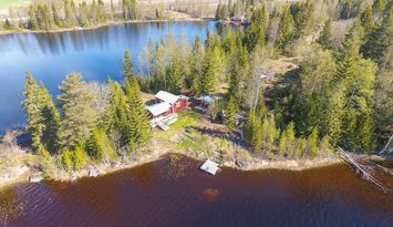 Stuga Höga Kusten med badtunna/ båt