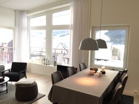 Stylish apt in central Åre with a magical seaview
