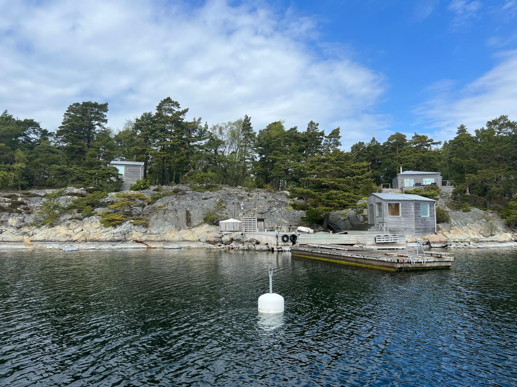 Havsnära i Stockholms Skärgård med egen sjötomt – bild 21 av 24