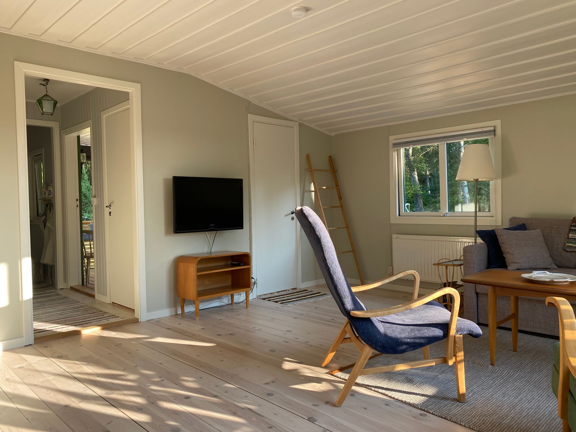 Fint och fräscht fritidshus i Kovik nära havet – bild 8 av 21
