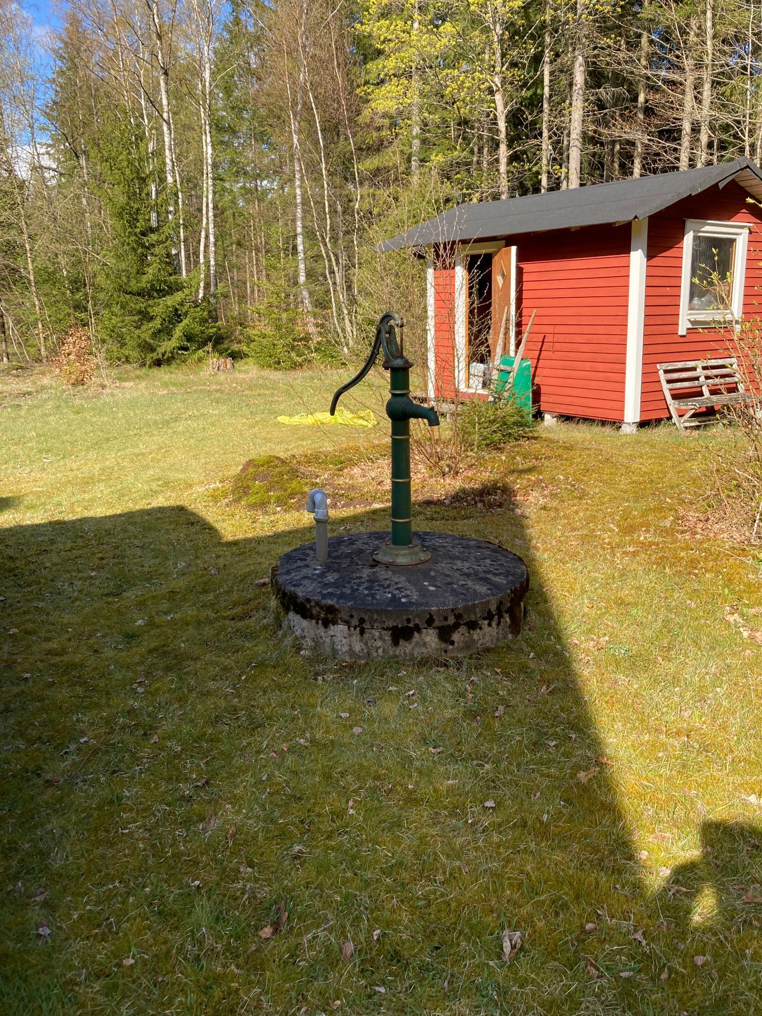 Fin röd stuga vid ”blekingeleden”,, uthyres. – bild 24 av 24