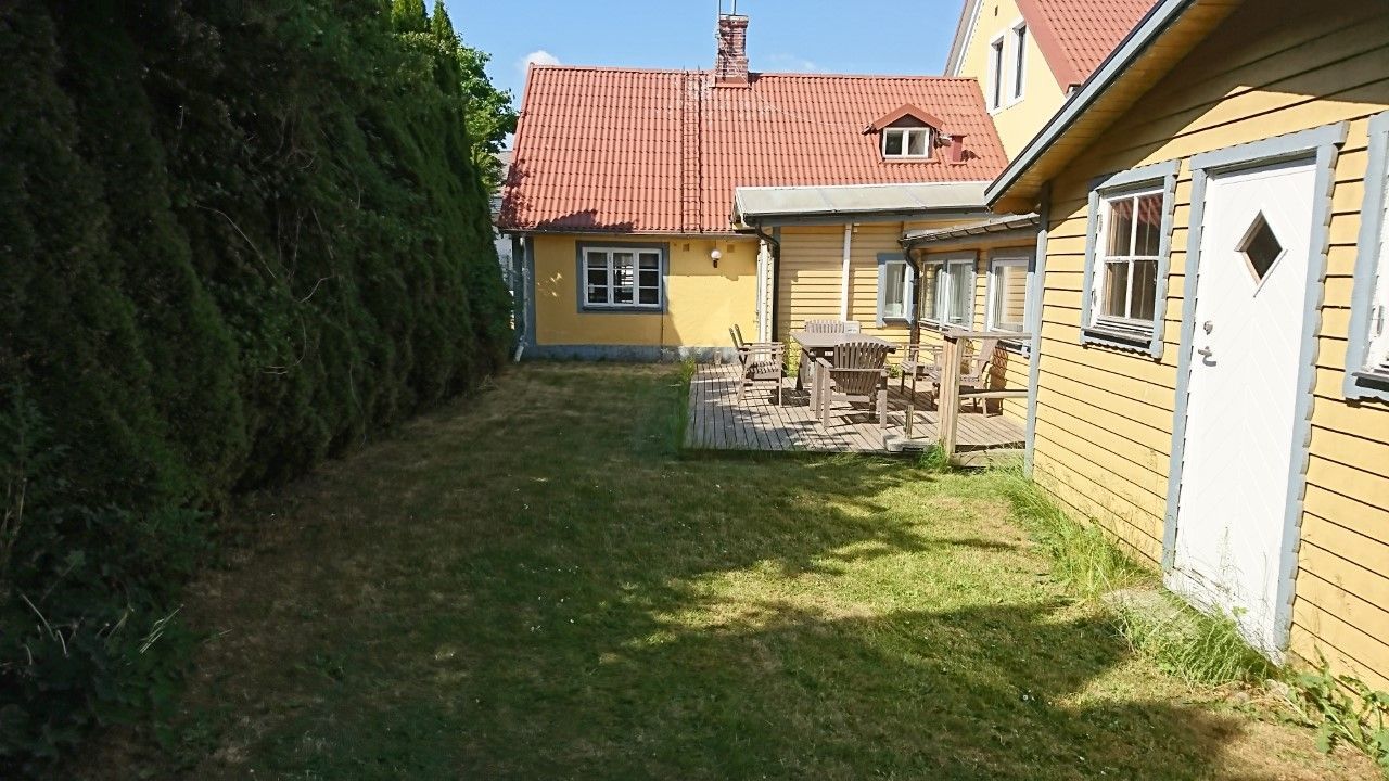 Stuga på Österlen nära havsstränderna – bild 2 av 21