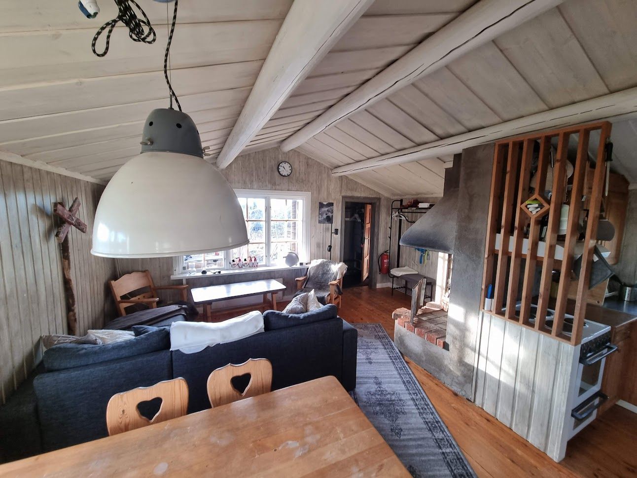 Mysig stuga i Klövsjö / Sångbäcken – bild 6 av 24