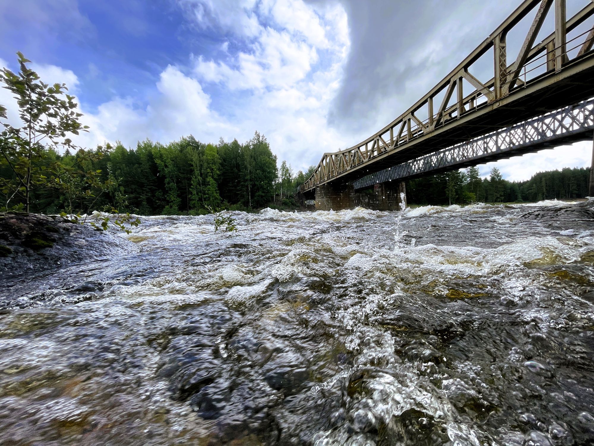 Stuga vid älven nära Järvsö – bild 19 av 21