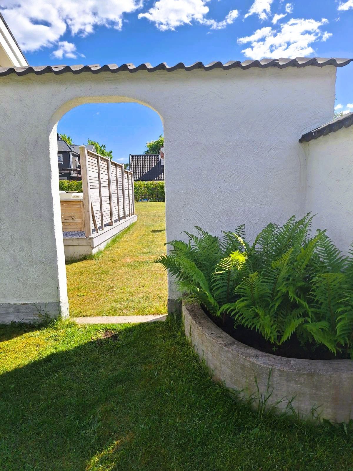 Sommarstuga i härliga Hällevik – bild 3 av 19