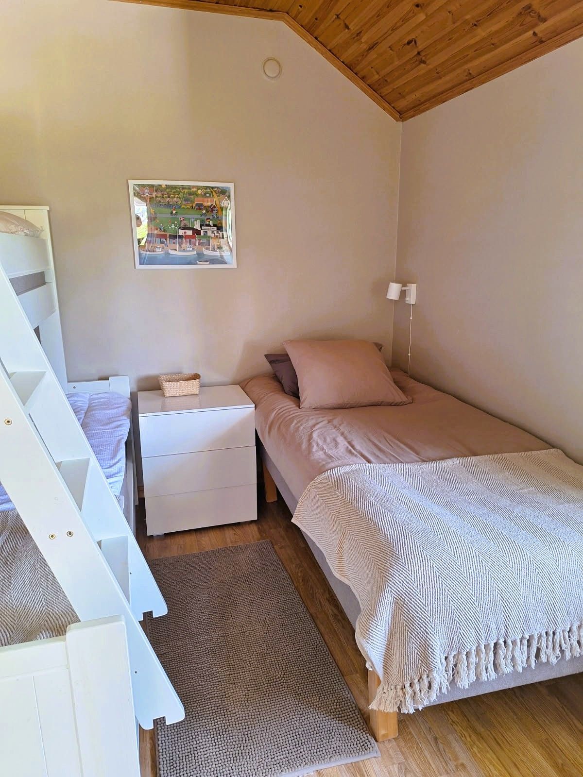 Sommarstuga i härliga Hällevik – bild 9 av 19