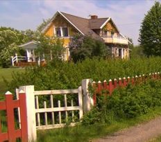 Hus i lantlig idyll